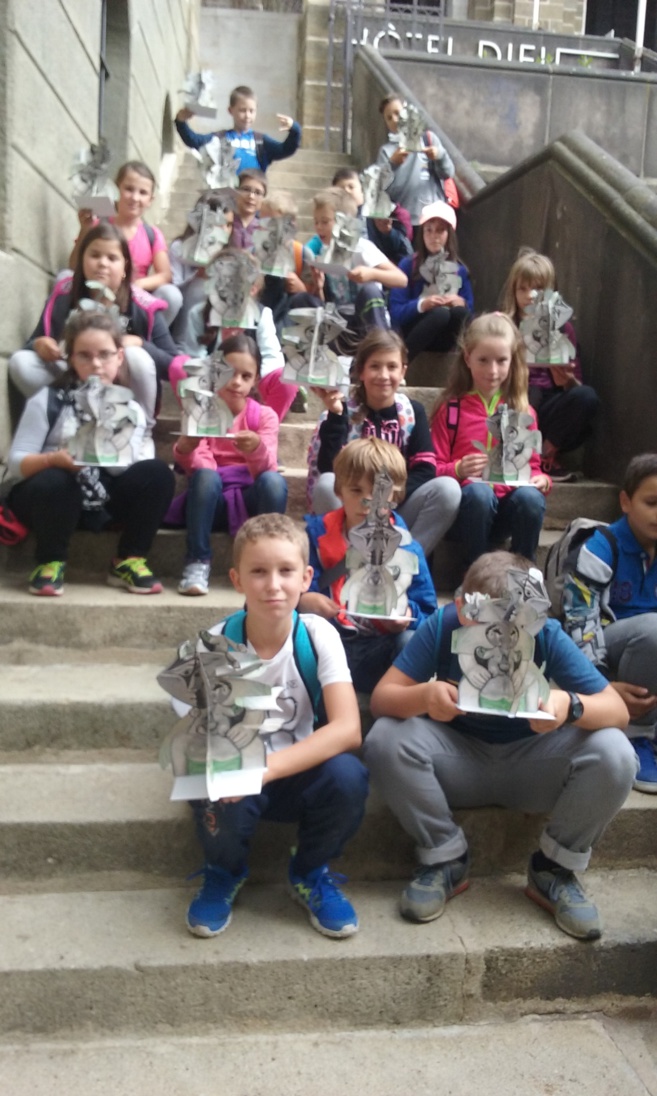 Les CM à la visite de l'exposition Picasso Les CM à la visite de l'exposition Picasso