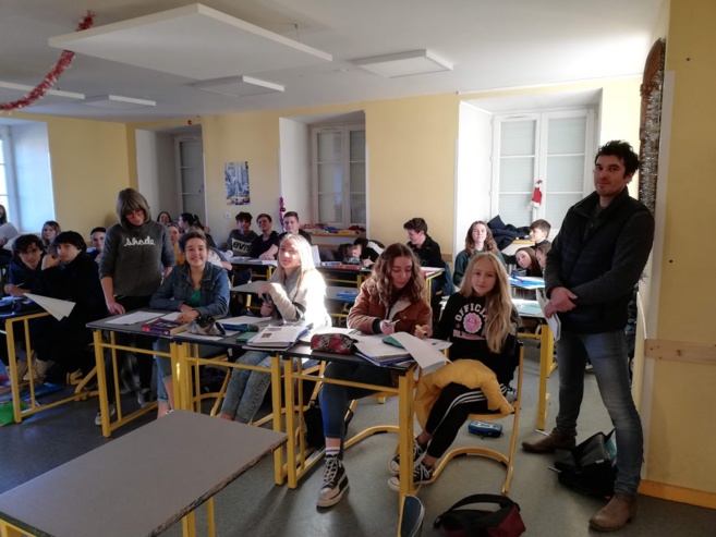 intervention de professionnels de la santé et de l'artisanat auprès des classes de 3ème