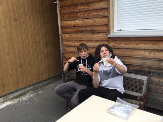 Visite de la ferme du GAEC de Pierregrosse Visite de la ferme du GAEC de Pierregrosse