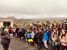 Remise de dons en faveur de l'Ukraine Remise de dons en faveur de l'Ukraine