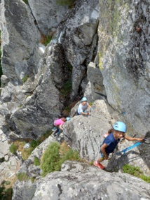 Escalade:  sortie grandeur nature aux roches de fay