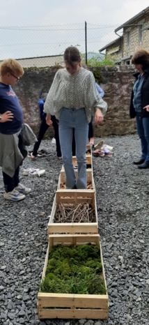 Réalisation d'un sentier sensoriel