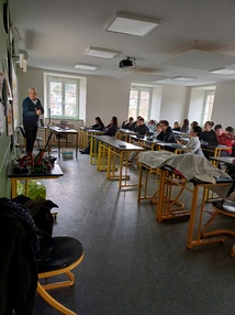 METIER DU B.T.P : INTERVENTION D’UN PROFESSIONNEL METIER DU B.T.P : INTERVENTION D’UN PROFESSIONNEL