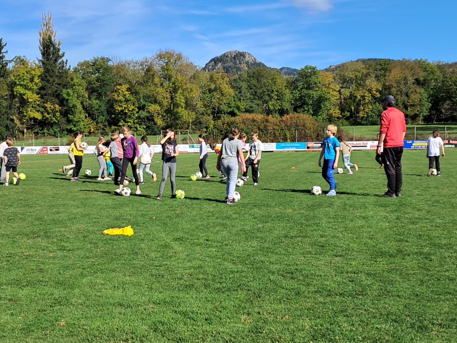 Foot pour les CE-CM Foot pour les CE-CM