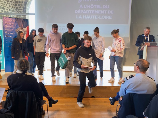 Prix du civisme pour les 3è