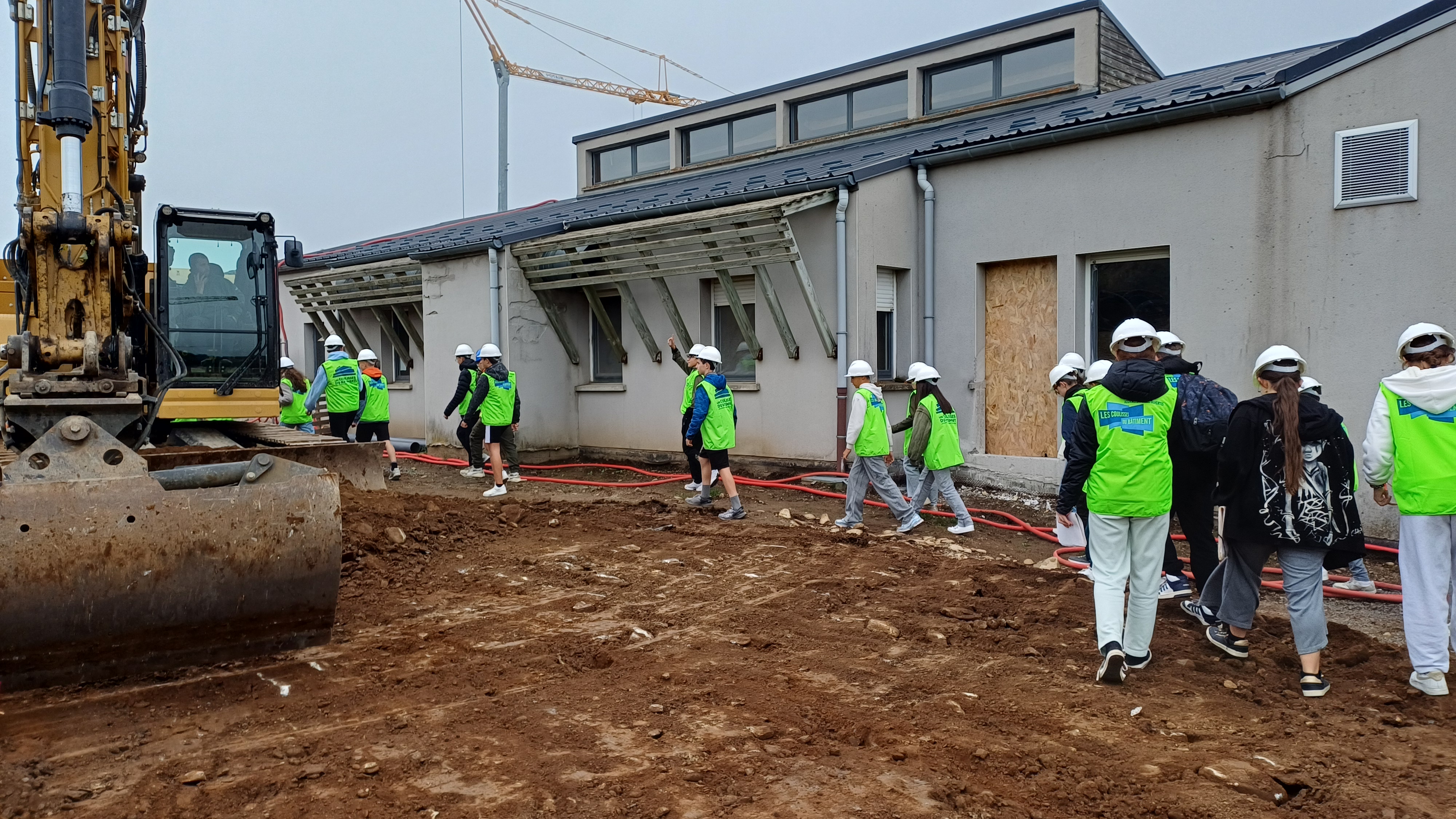VISITE D’UN CHANTIER PAR LES 3 ème