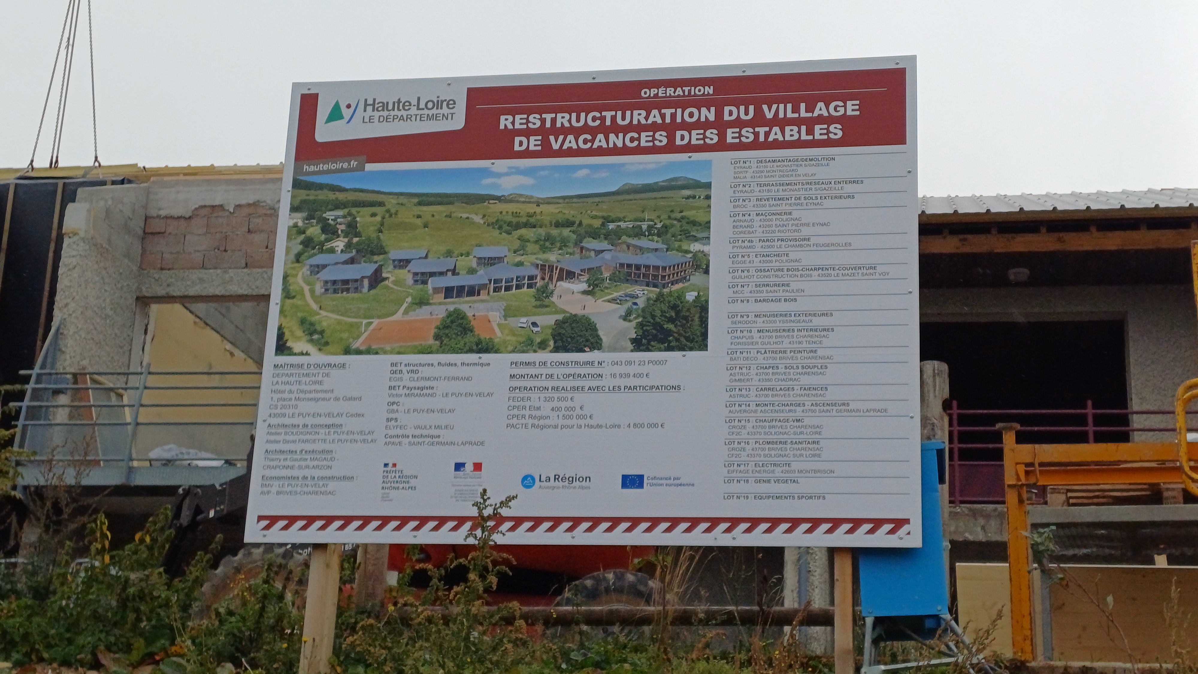 VISITE D’UN CHANTIER PAR LES 3 ème