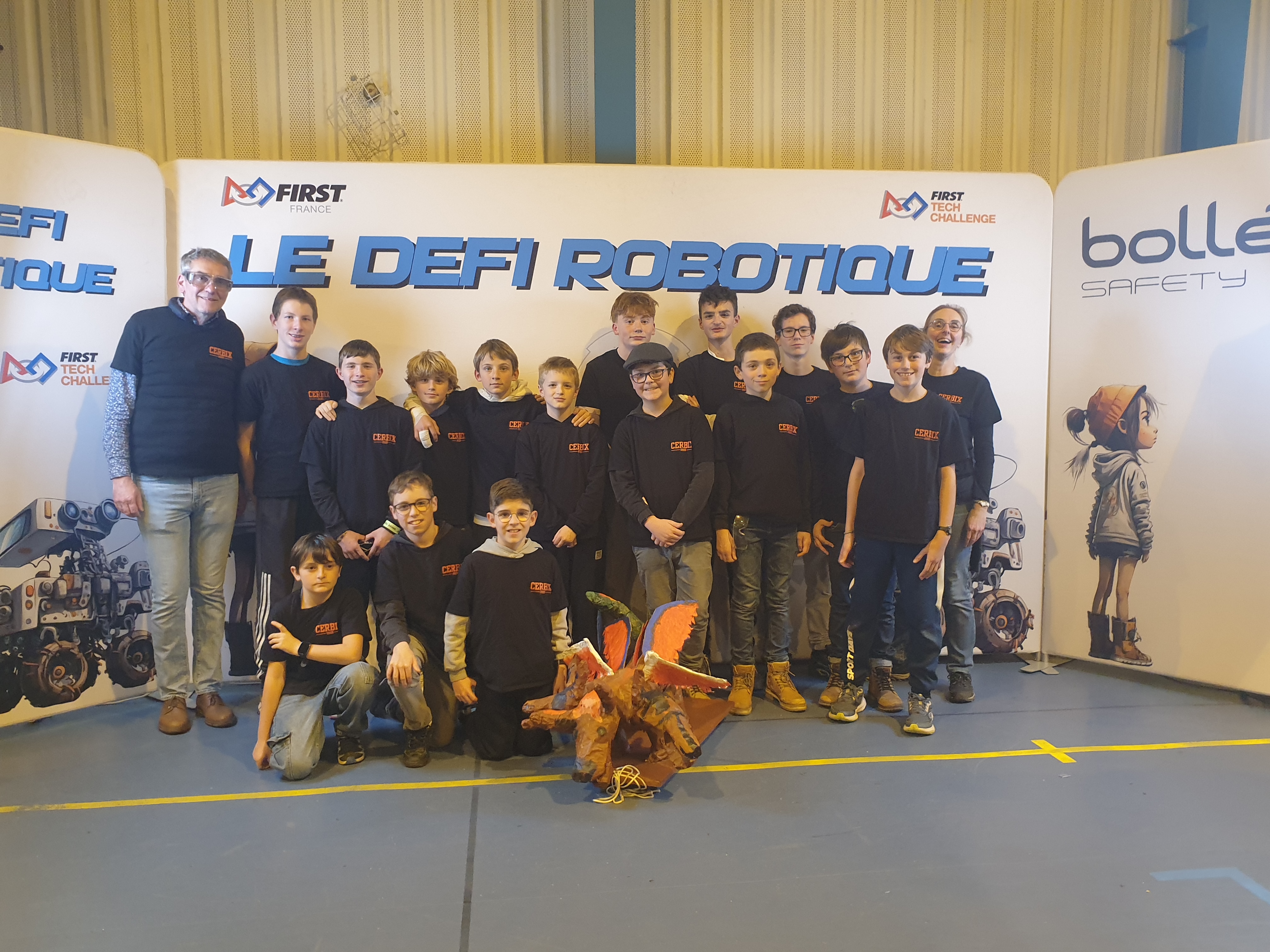 Un exploit mémorable pour le club robotique !