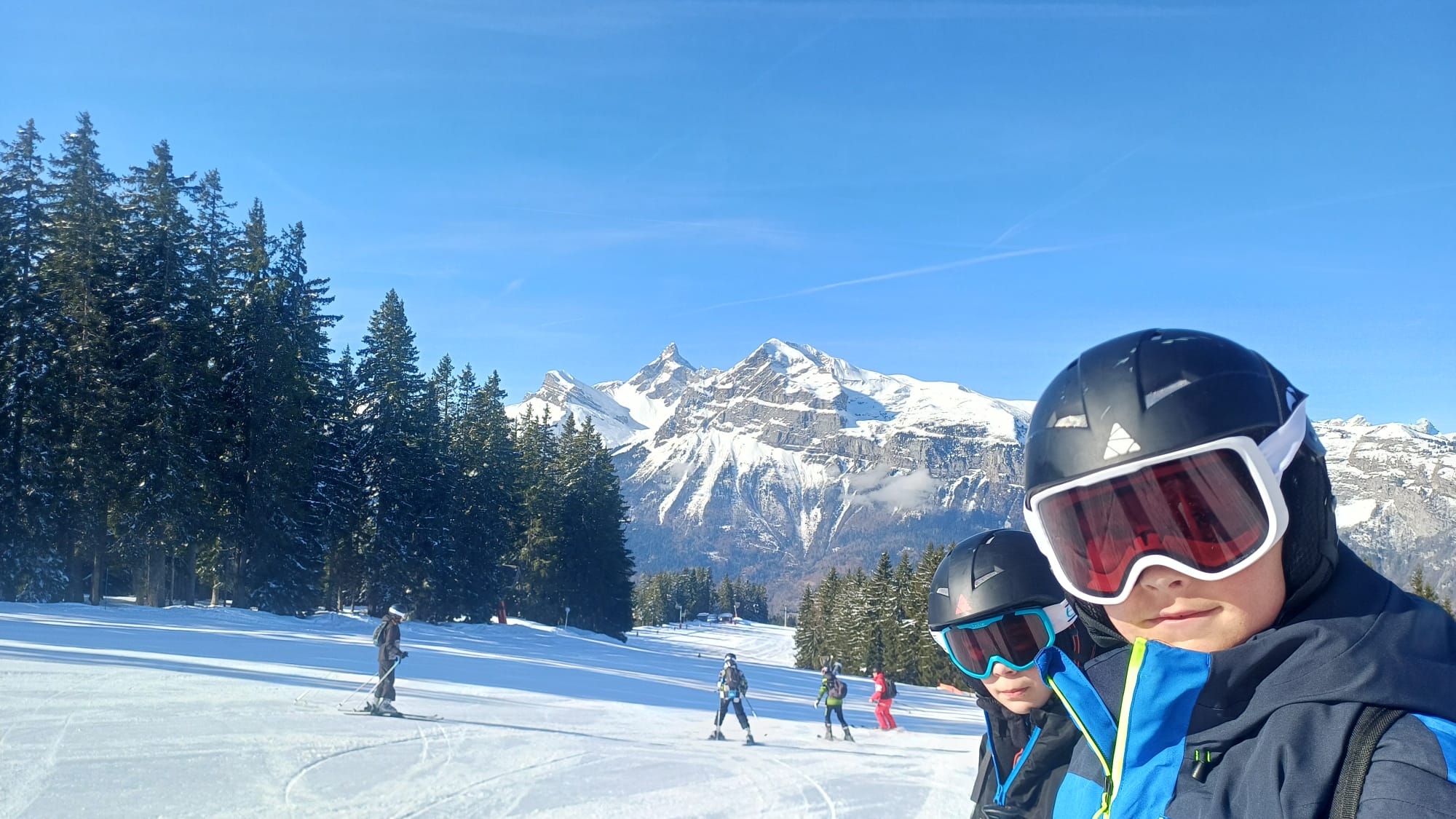 Ski aux Carroz d'arâches pour les classes de 5ème