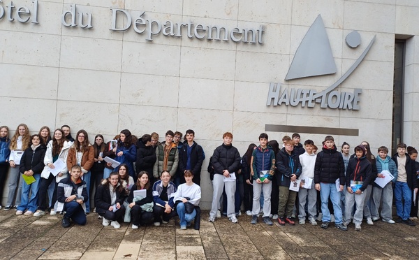 Sortie des élèves de 3ème au forum des formations  post-3ème