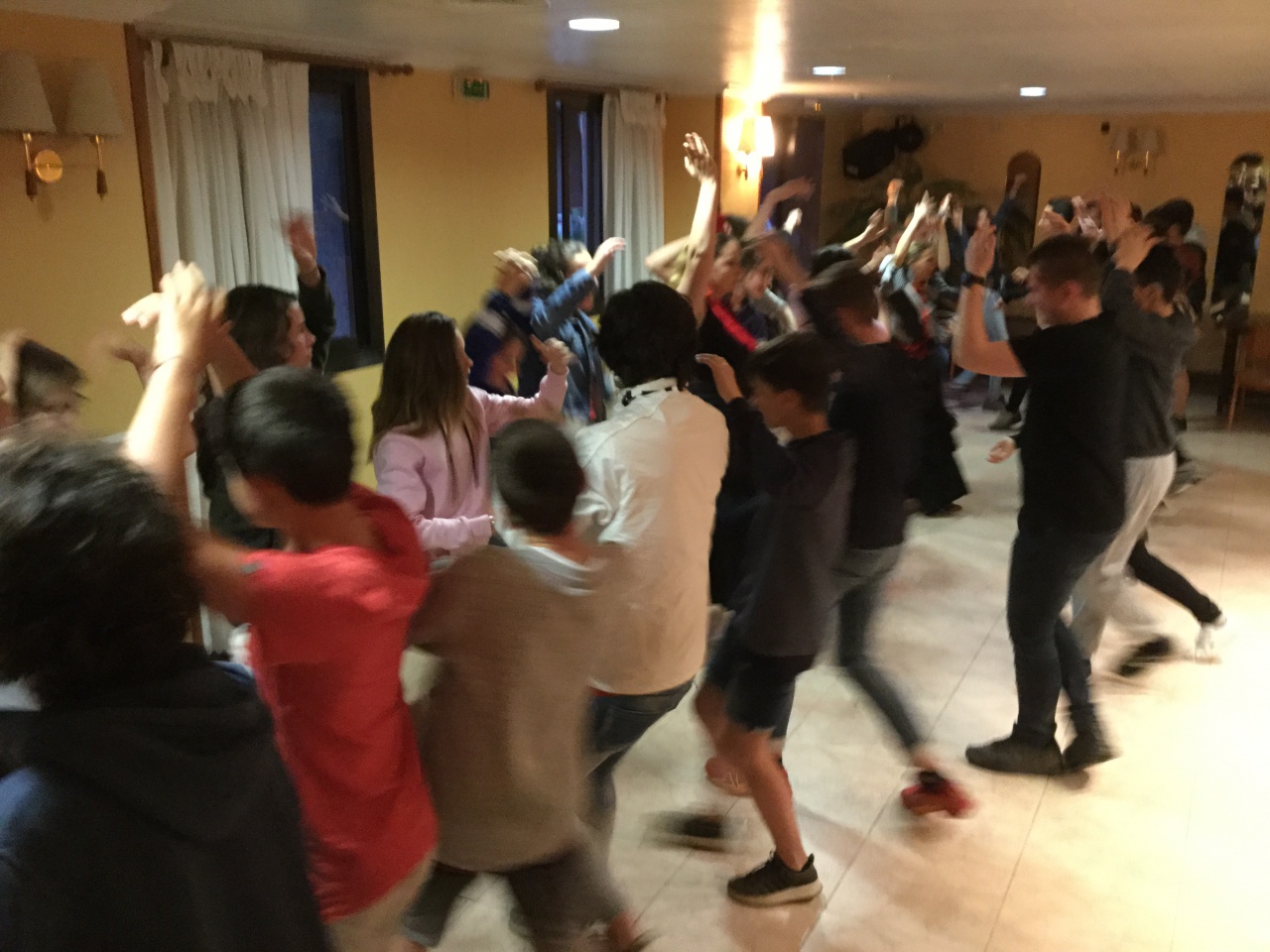 942A7032-EB53-4EAF-BFC3-CC89B0B00F70 942A7032-EB53-4EAF-BFC3-CC89B0B00F70