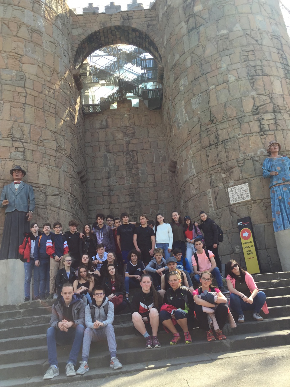 F94B3CB3-4BAD-4034-808D-64182119C6FE F94B3CB3-4BAD-4034-808D-64182119C6FE