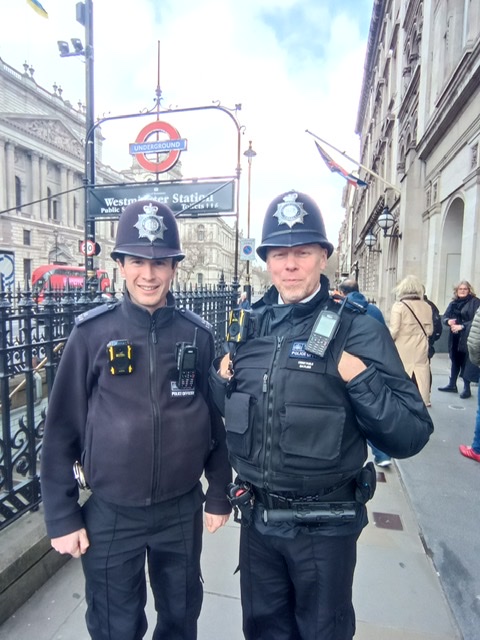 8EE27BB8-A0EC-42F6-BF4D-5B25E4A7E1D7 8EE27BB8-A0EC-42F6-BF4D-5B25E4A7E1D7