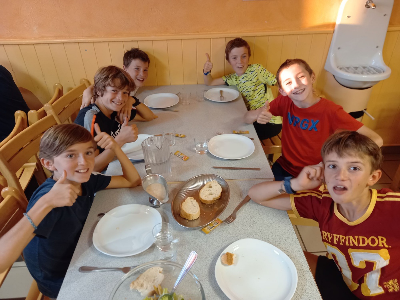 resized_20230928_192219 resized_20230928_192219