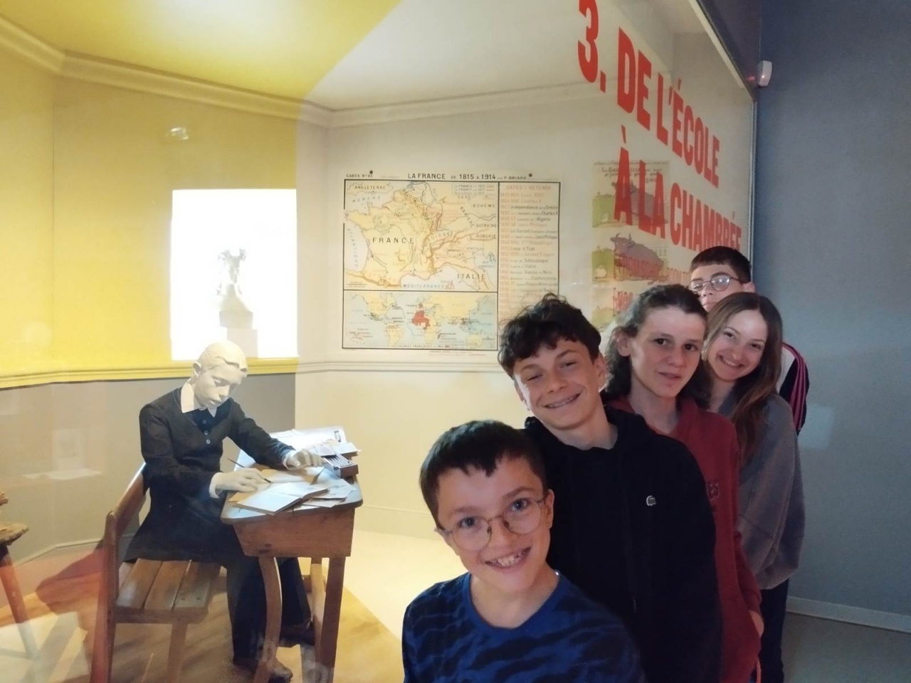 E0C79FFC-4472-4F47-AE89-F243F7B65787 E0C79FFC-4472-4F47-AE89-F243F7B65787