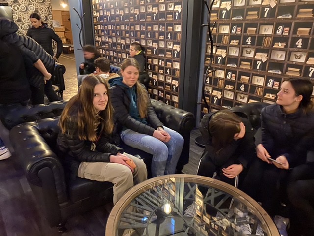 A6F07FBE-E1F7-40B9-8143-5019062AC21D A6F07FBE-E1F7-40B9-8143-5019062AC21D