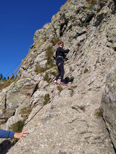 1000040998 1000040998