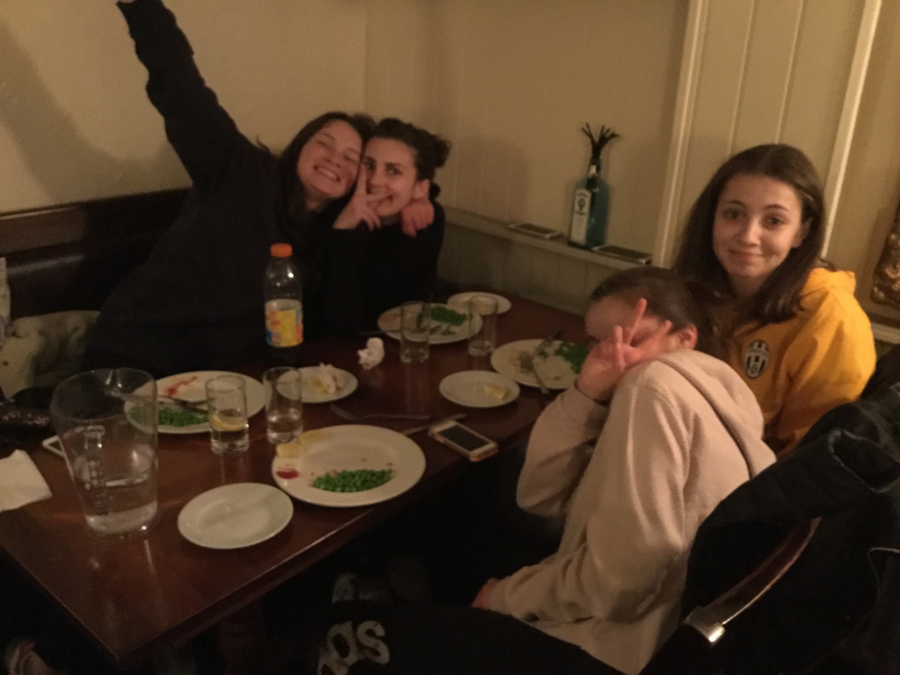 F00D8937-6A26-4F6E-A716-D675108BC3D9 F00D8937-6A26-4F6E-A716-D675108BC3D9